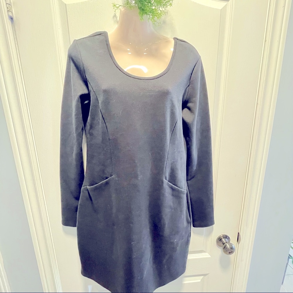 🌸3 for $30 NWT Vero Moda Black Dress Mini long sleeves Size L